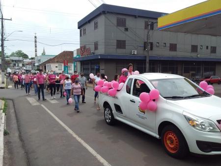 Caminhada em alusão ao Outubro Rosa fortalece campanha de conscientização Caminhada em alusão ao Outubro Rosa fortalece campanha de conscientização