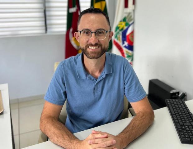 Vice-prefeito David Moura está à frente da Prefeitura de Paverama